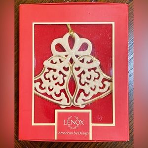 Lenox Pierced Wedding Bells Fine China Ornament~2012 Annual~New~EC